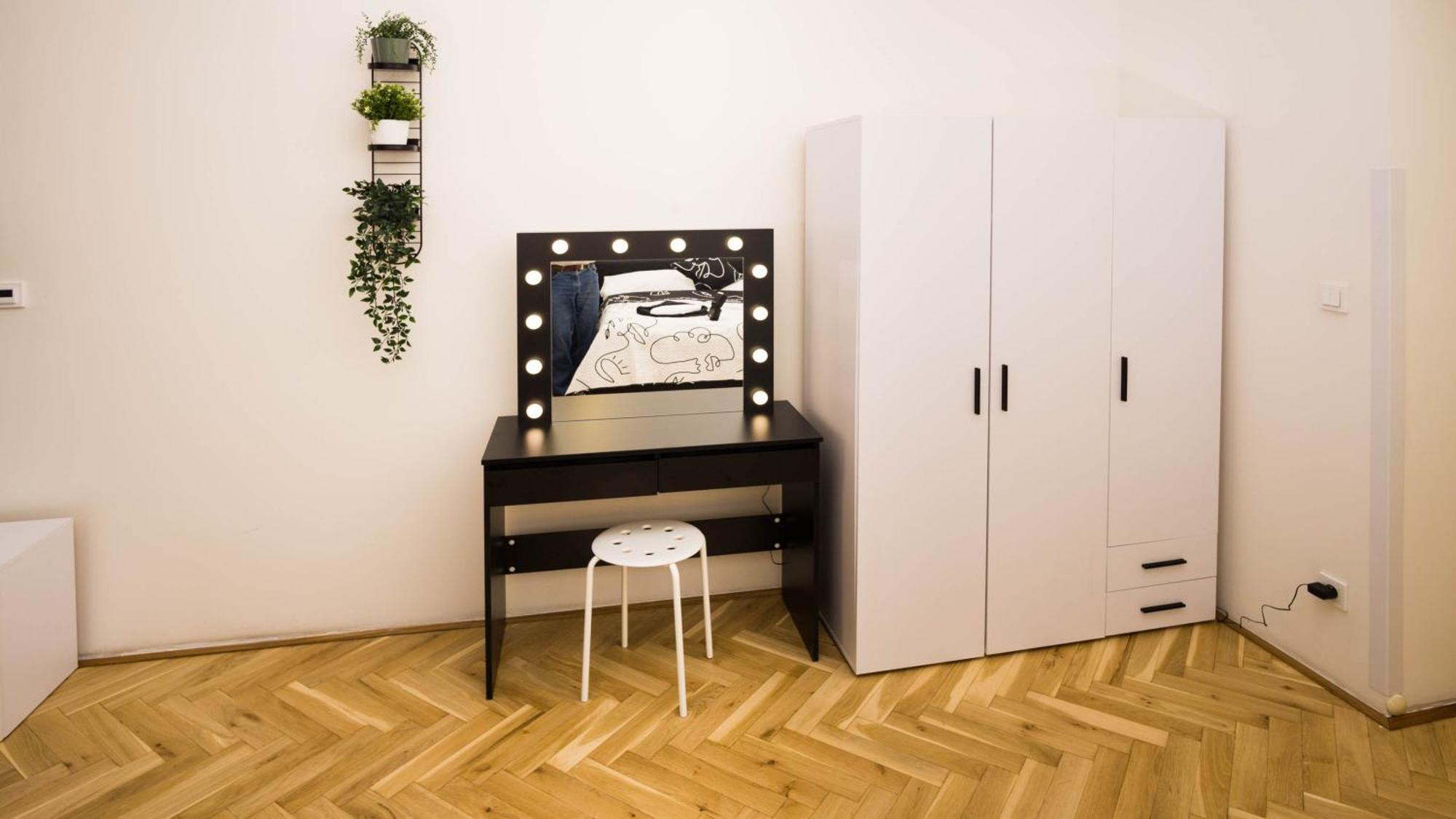 Black & White Apartment Prague By Wenceslas Square And Muzeum Экстерьер фото